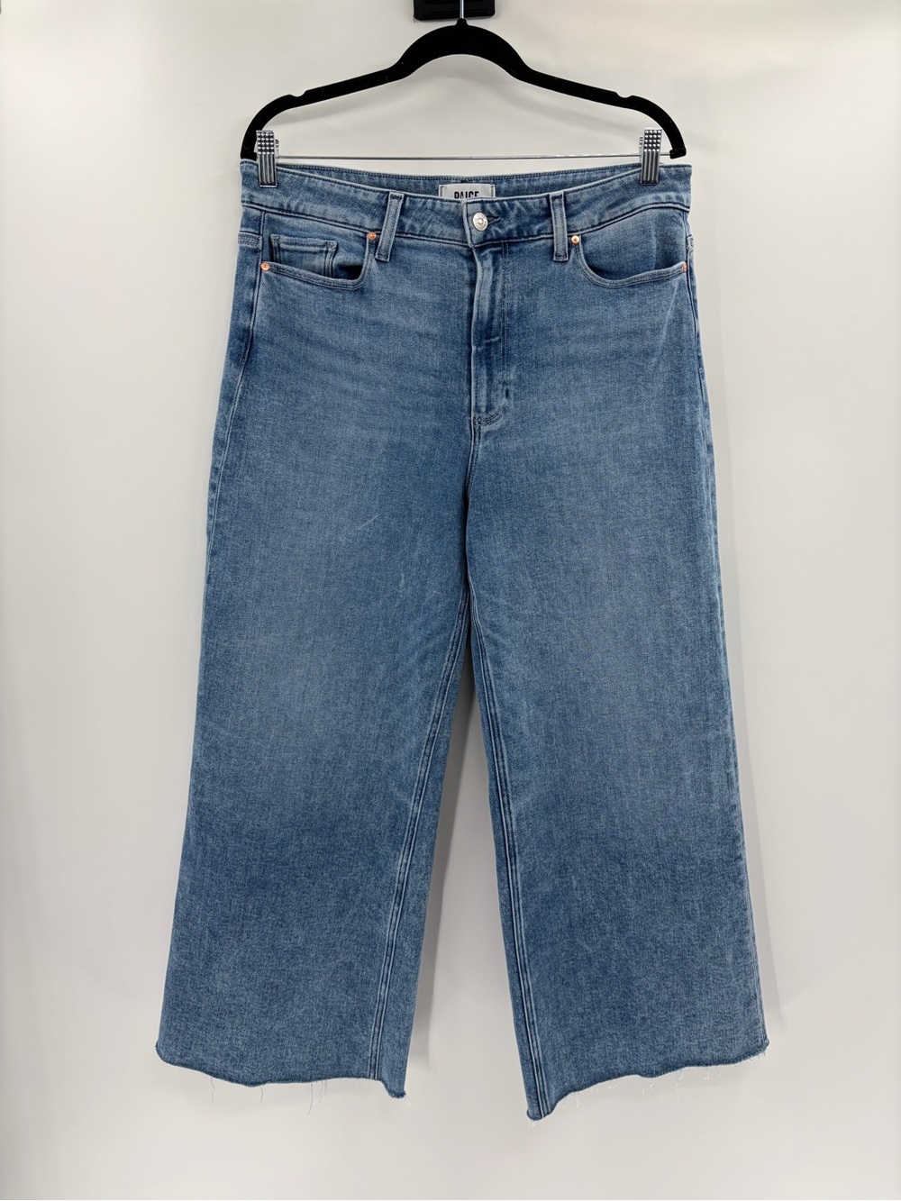 PAIGE anessa Women’s Cropped Wide Leg Jeans denim Light Wash Raw Hem Size 32 - Picture 2 of 15